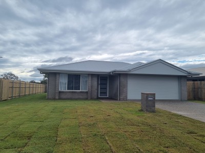 Property in Urangan - Leased