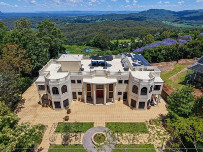 Property in Maleny - PRICE GUIDE $4,075,000