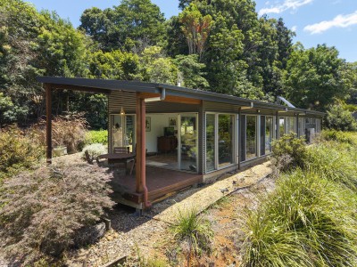 Property in North Maleny - PRICE GUIDE $1,150,000