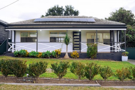 STYLISH & SPACIOUS 3 BEDROOM HOME