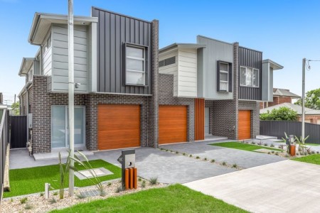 MODERN 4 BEDROOM TERRACE !!!