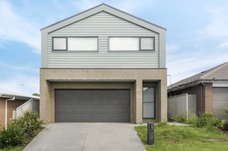 MODERN FAMILY LIVING !!!