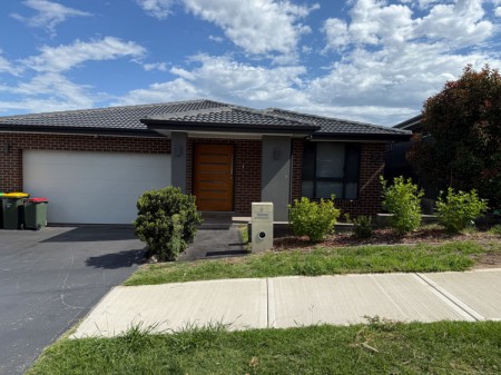 4 BEDROOM HOME WITH 3 BATHROOMS