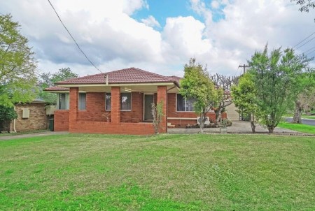 DOUBLE THE OPPORTUNITY - DA APPROVED GRANNY FLAT !!!