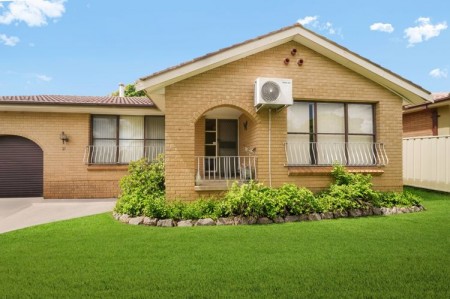 FAMILY COMFORT IN A CONVENIENT RABY LOCATION !!