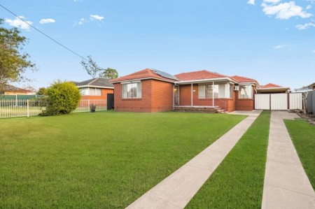 OPEN HOME SATURDAY 18/7 AT 10:00AM - 10:30AM