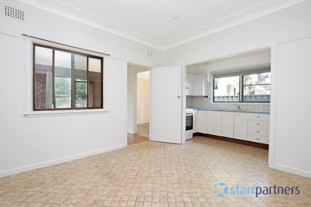 Great Family Home with Dual Street Access