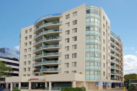 MODERN 3 BEDROOM APARTMENT in excellent location