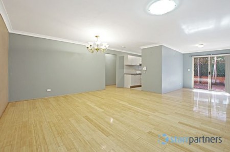 WALK TO SHOPS AND STATION