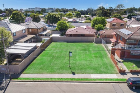 RARE VACANT RESIDENTIAL LAND IN LIDCOMBE