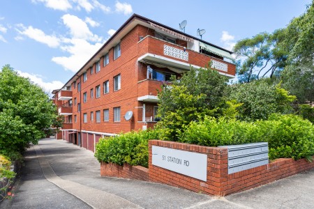 THREE BEDROOM UNIT WITH TANDEM GARAGE