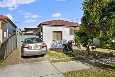 FAMILY HOME PLUS 2BR GRANNY FLAT ON 575 SQM