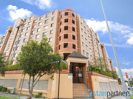 WELL MAINTAINED ONE BEDROOM UNIT