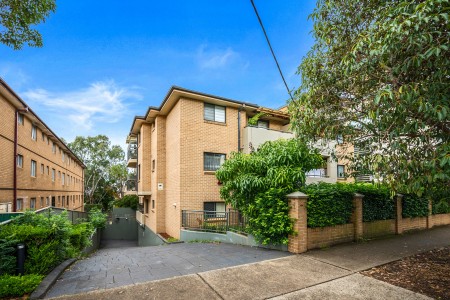 SUPER SIZE 116SQM APARTMENT