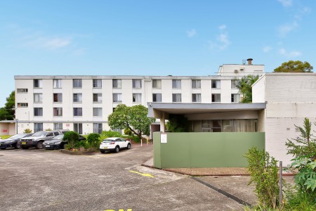 RENOVATED STUDIO 1KM TO AUBURN STATION