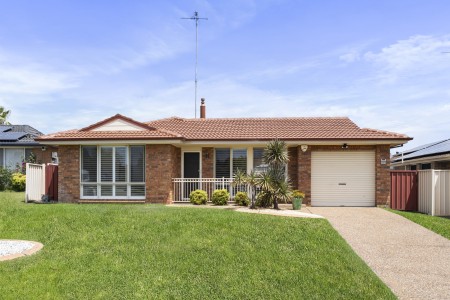 A SPACIOUS FAMILY HOME IN THE HEART OF CLAREMONT MEADOWS