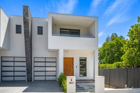 SUPER SIZED MODERN DUPLEX