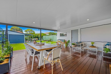 THE IDEAL FAMILY HOME WITH ROOM TO ENJOY AND EXPAND - OPEN TO VIEW TUESDAY 5-5.30PM