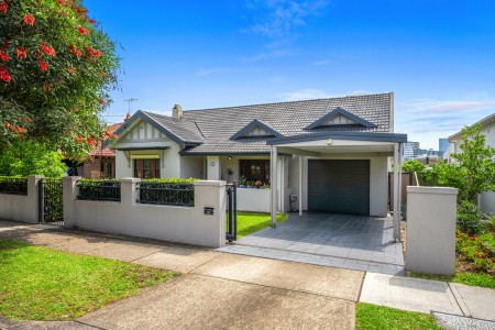 PRIME LOCATION FAMILY HOME WITH CHARACTER AND SPACE