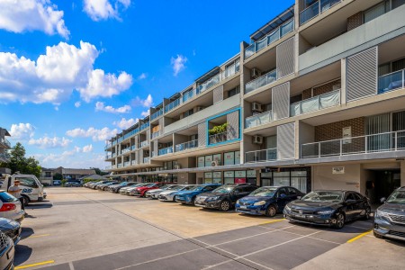 DUAL-KEY INVESTMENT OPPORTUNITY - SPACIOUS LIVING WITH DUAL INCOME!