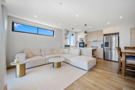 STUNNING AND STYLISH APARTMENT WITH OLYMPIC PARK AND CITY VIEWS - OPEN TO VIEW SATURDAY 2.15PM TO 2.45PM