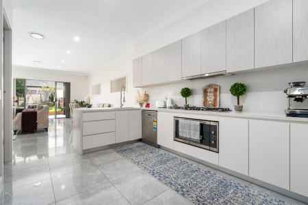 STYLISH FAMILY HOME