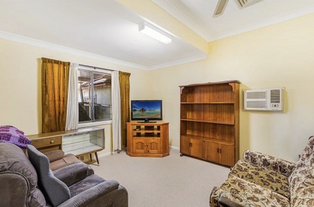 CLASSIC 3 BEDROOM FAMILY HOME