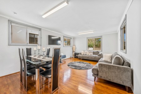 CLASSIC FAMILY HOME  - POSITION AND POTENTIAL - 537SQM BLOCK  - OPEN TO VIEW SATURDAY 2.30-3PM