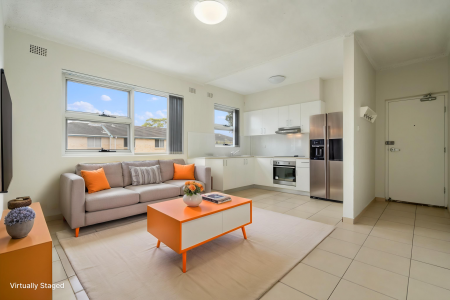 MODERN 2 BEDROOM UNIT WITH CAR SPACE