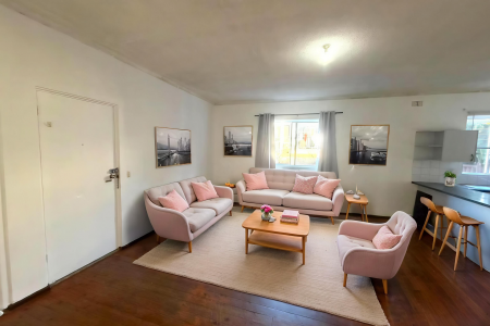 FRESHLY PAINTED 2 BEDROOM UNIT