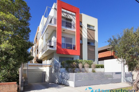 MODERN 2 BEDROOM APARTMENT