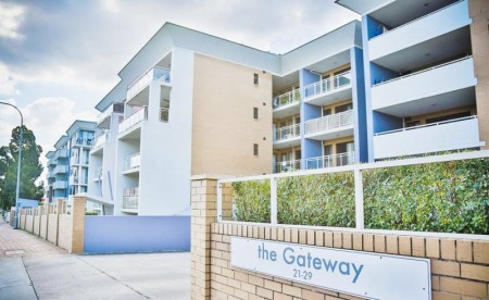 PROPERTY LEASED - OPEN HOMES CANCELLED / Centrally Located Modern Apartment
