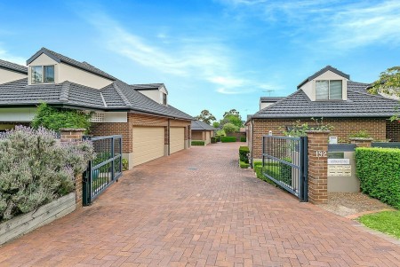 Sold by Starr Partners Bella Vista!