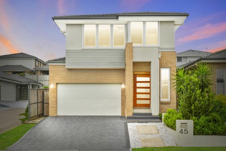 Modern Family Home | Entertainer's Delight | Premium Location