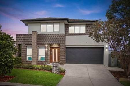 32 THORPE CIRCUIT, ORAN PARK