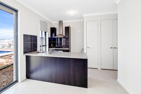 Modern 2-Bedroom Granny Flat in Prime Bella Vista Location