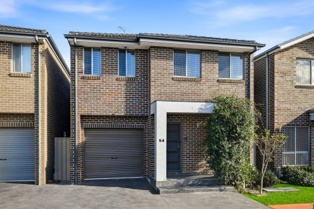 East-Facing, Free Standing Townhouse!