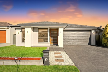 A Sophisticated Family Home in the Prestigious Elara Estate