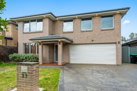 Modern Family Comfort with Multiple Living Zones