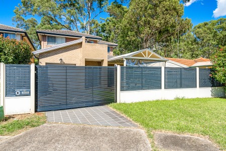 Spacious Family Home with Multiple Living Areas