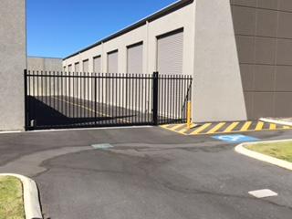 8/5 Cutting Way, Yangebup, WA 6164