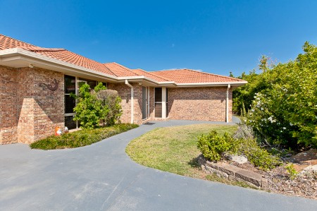 1 Tangerine Court, Narangba, QLD 4504