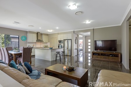 11 Coronata Crescent, Narangba, QLD 4504
