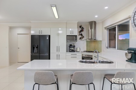 24 Telopea Place, Morayfield, QLD 4506