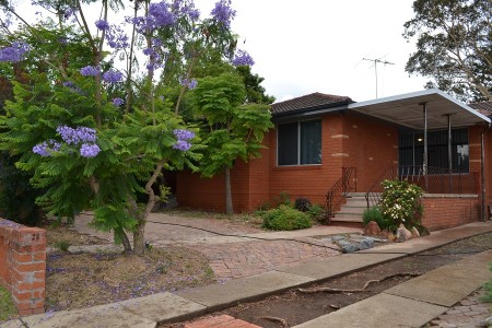 19 INGLIS AVE, St Marys, NSW 2760