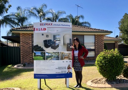 12 WERONA AVENUE, Claremont Meadows, NSW 2747
