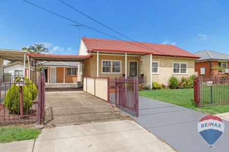 16 & 16A Carpenter Street, Colyton, NSW 2760