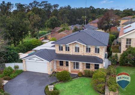 8 FREESIA PLACE, Glenmore Park, NSW 2745