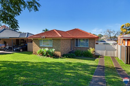 40 WRENCH STREET, Cambridge Park, NSW 2747