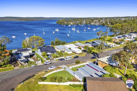 25 Noamunga Crescent, Gwandalan, NSW 2259